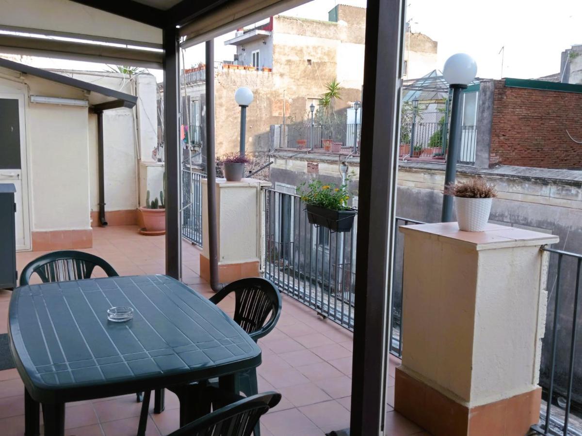 La Terrazza Ursino Apartment คาตาเนีย ภายนอก รูปภาพ