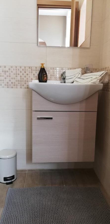 La Terrazza Ursino Apartment คาตาเนีย ภายนอก รูปภาพ
